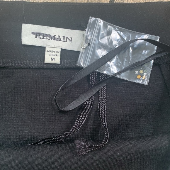 Blinged mini skirt in size small - Picture 3 of 4